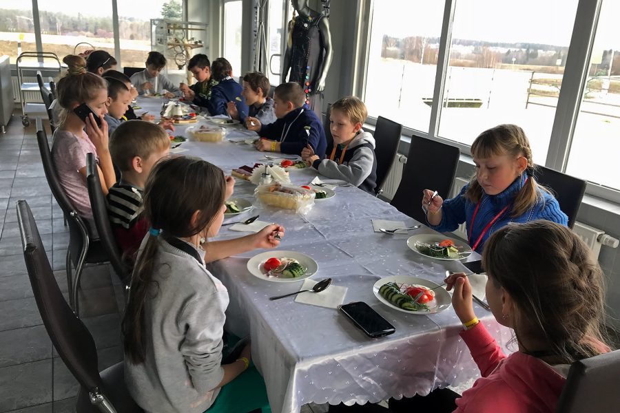 Открытие детского просвет-лагеря «Ель ГрЭКО» в бизнес-парке «Грачи»